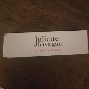 Perfume Juliette has a Gun, Lipstick Fever